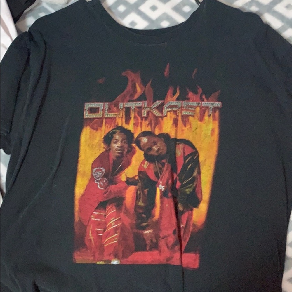t shirt
